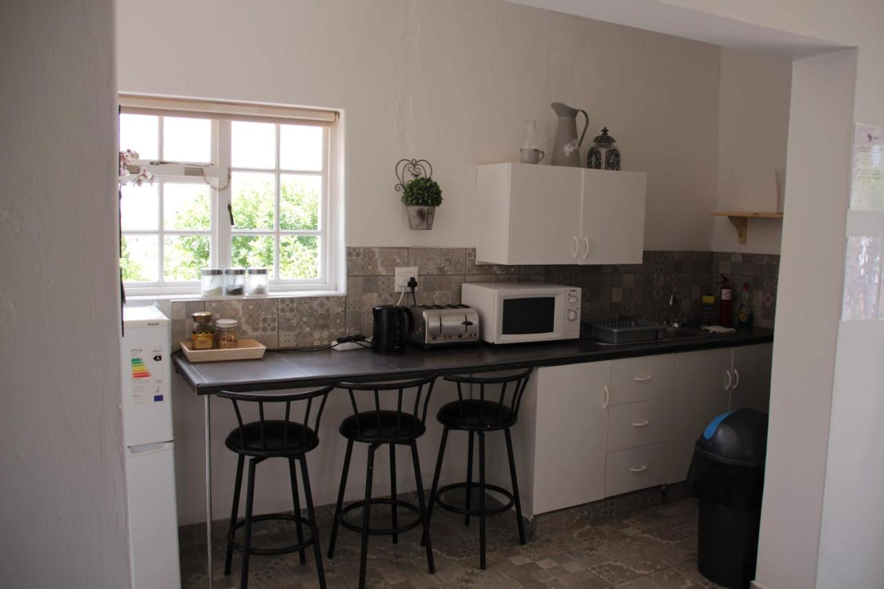 סוולנדאם Impangele Guest House מראה חיצוני תמונה